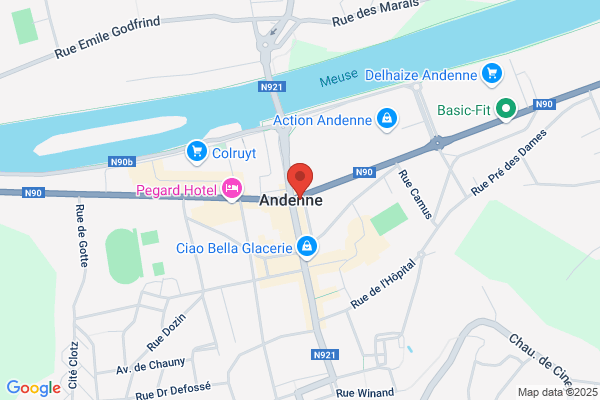 Aux Quatre Coins
