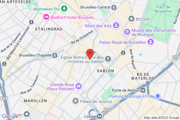 E. Van Hoobrouck